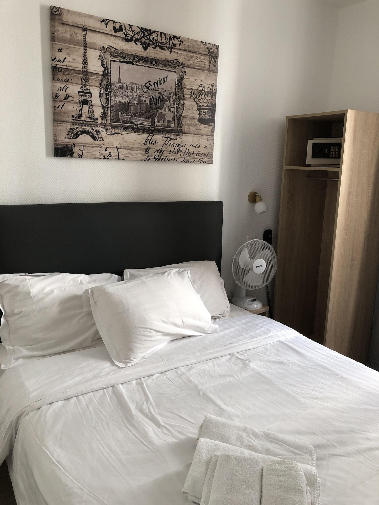 Hotel De Bordeaux Paris Bagian luar foto